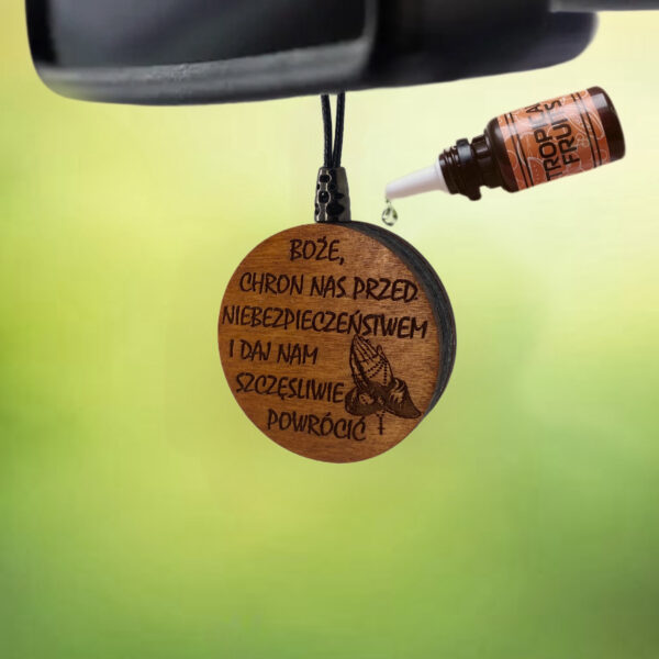 Zawieszka zapachowa Boże chroń nas przed niebezpieczeństwem.
